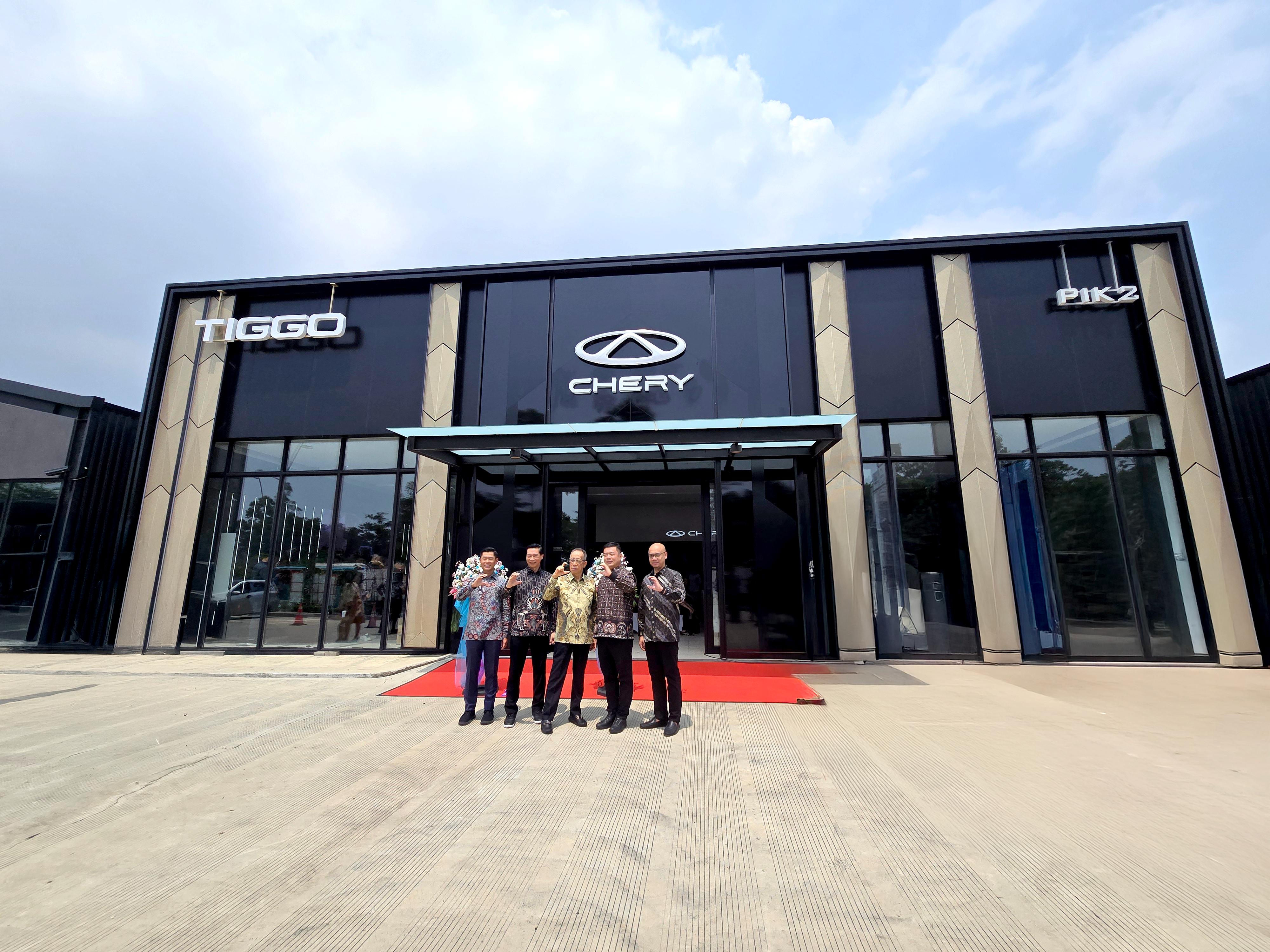 Chery Resmikan Jaringan Dealer ke-56 di Kawasan PIK 2, Perkuat Komitmen Layanan dan Kesiapan Era Elektrifikasi
